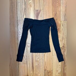 Vintage HOLLISTER Ribbed Off-the-Shoulder Lace Trim Top 🖤 Size XXS